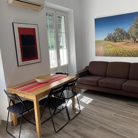 Apartamento Imperial Sevilla City Center Eksteriør billede