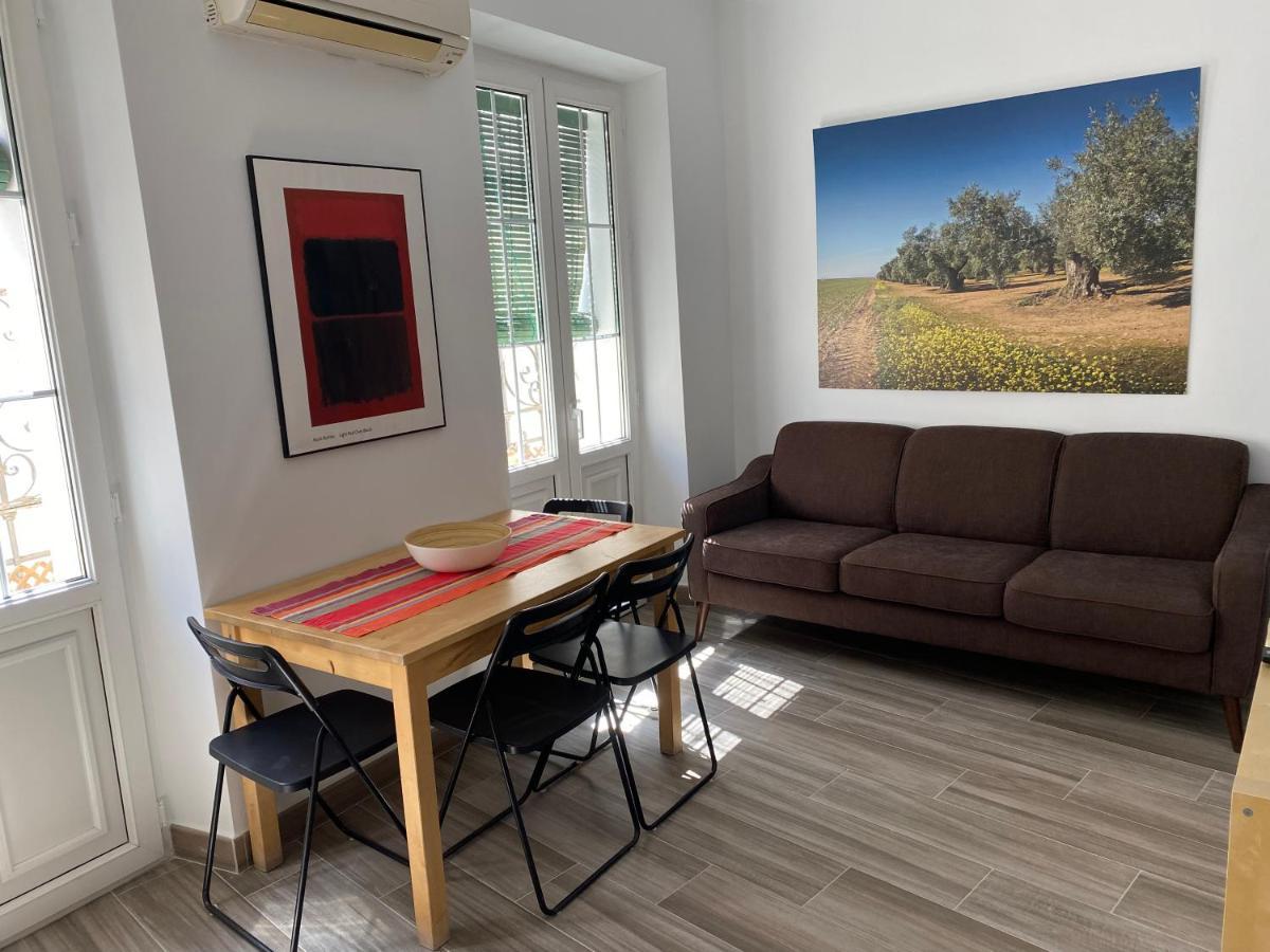 Apartamento Imperial Sevilla City Center Eksteriør billede